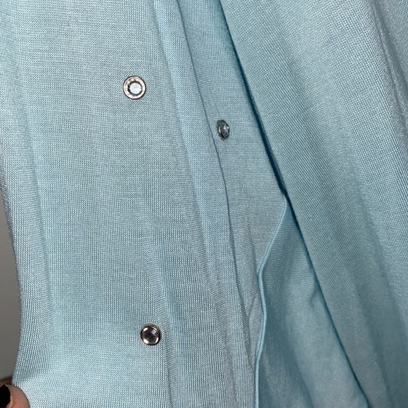 Jennifer Lopez shirt light blue long sleeved 3x Clear beads on sleeves - Picture 4 of 7